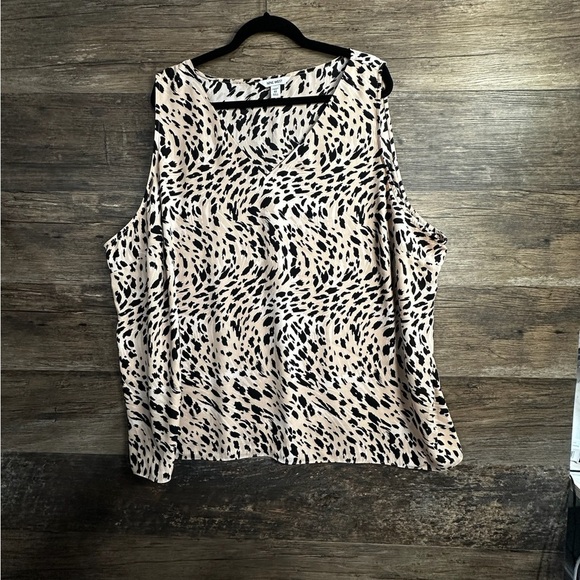 Nine West Black and Cream Animal Print Sleeveless Boxy Blouse - Picture 1 of 7